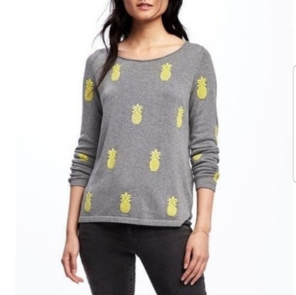 Old Navy pineapple grey sweater
